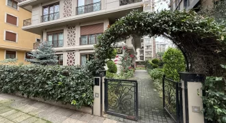 Suadiye Tonozlu Sokak Satılık 6+1 Dubleks 240m² Net