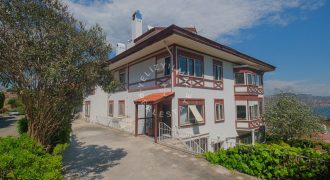 Yeniköy Tekser Evleri Boğaz Manzaralı Daire 370m²