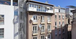 Beyoğlu, İstiklal 9 Katlı 732 m² Satılık Komple Bina